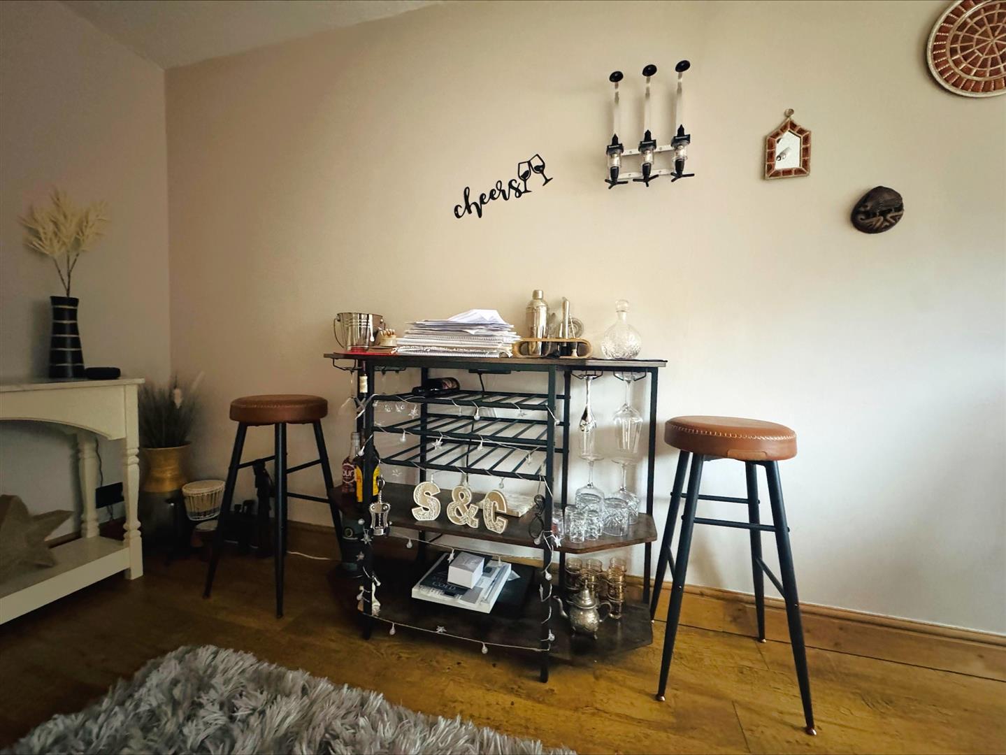 Llwyn Cyfarthwch, Llanelli, SA15 1GY